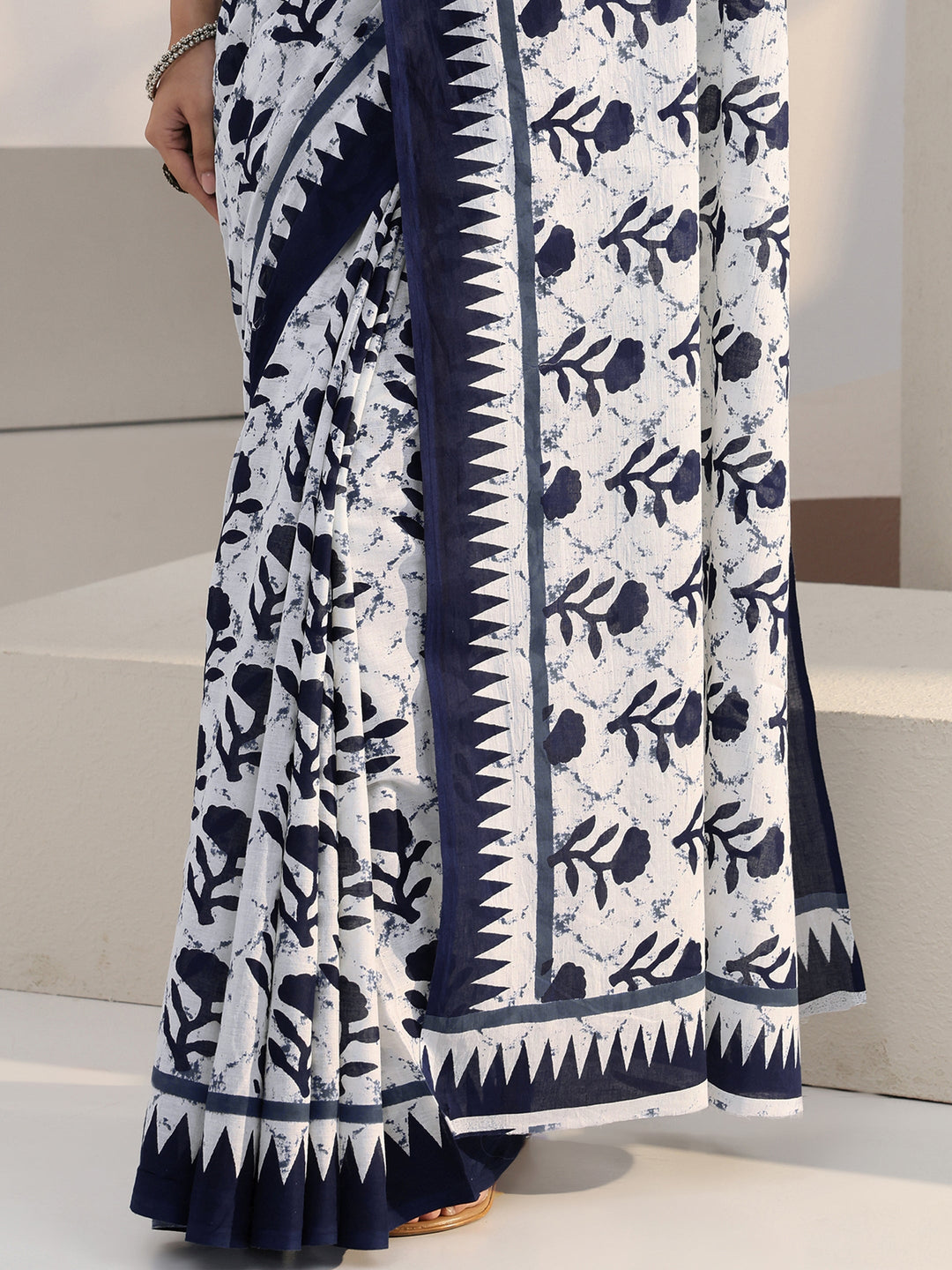  White Floral Print Batik Cotton Saree 