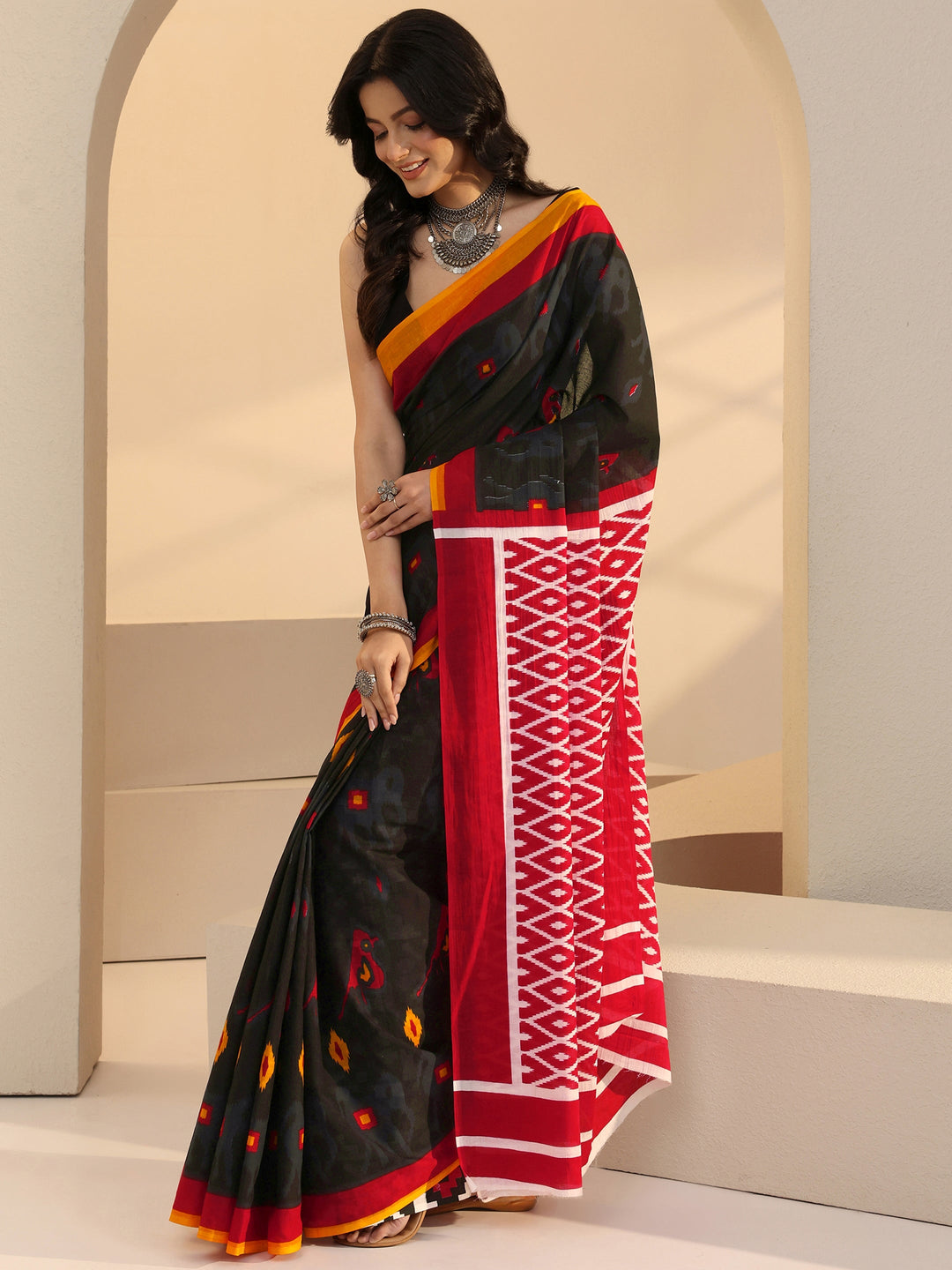  Black Geometric Print Jamdani Cotton Saree 