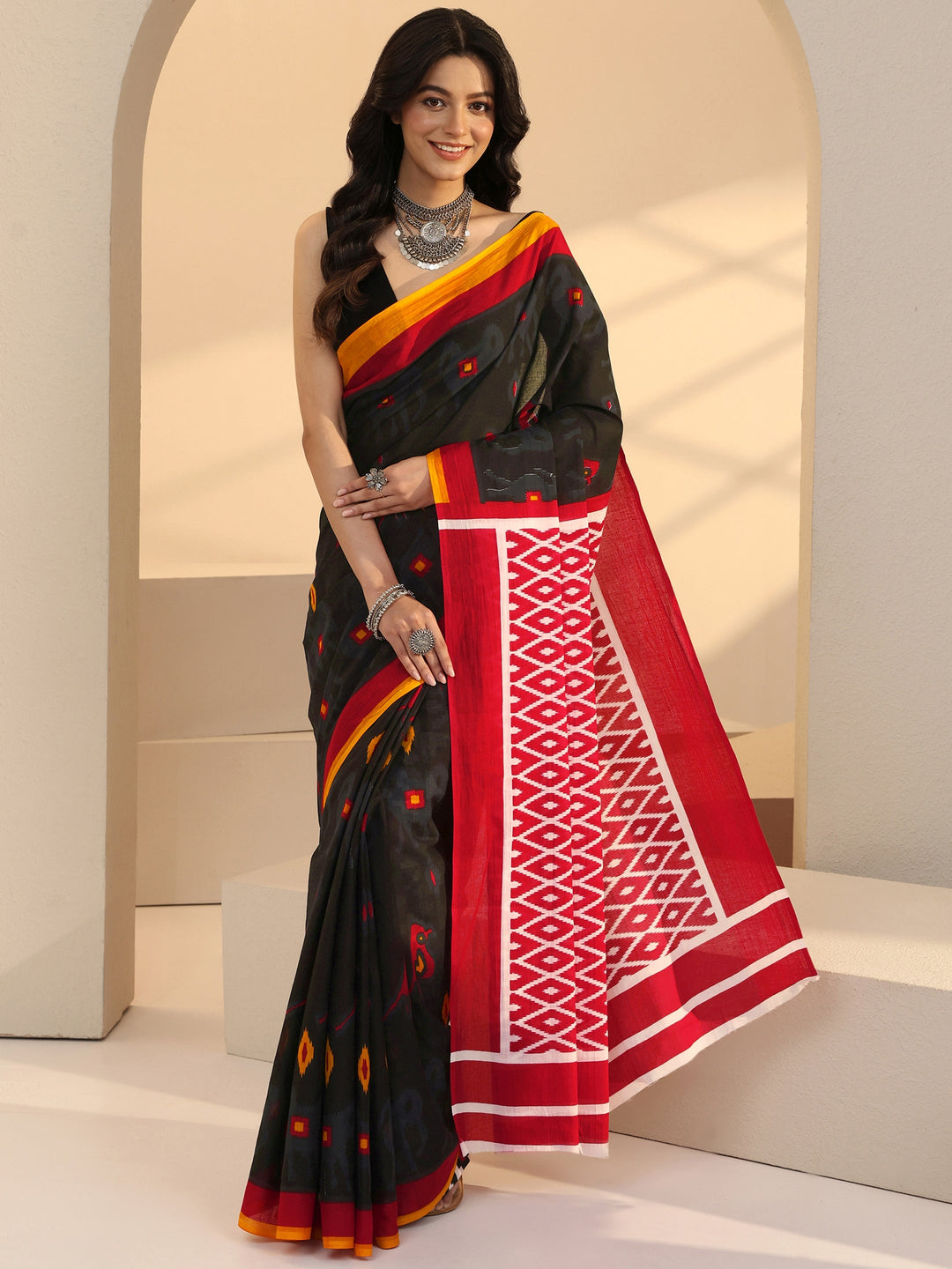  Black Geometric Print Jamdani Cotton Saree 