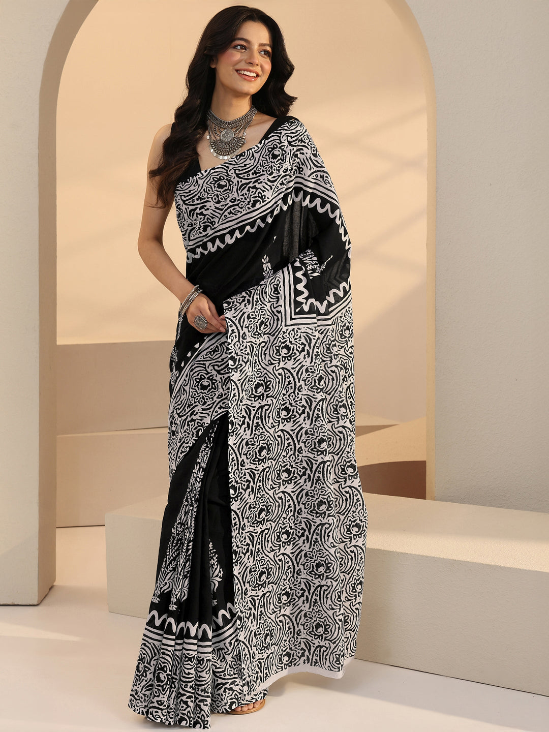  Black Paisley Print Cotton Saree 