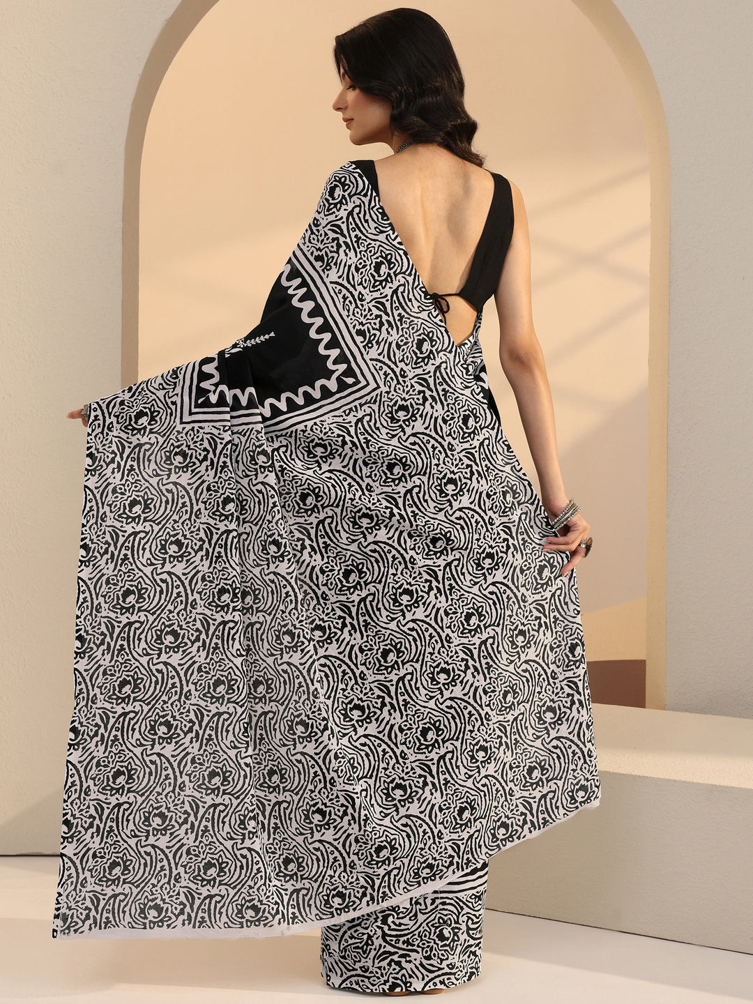 Black Paisley Print Cotton Saree 