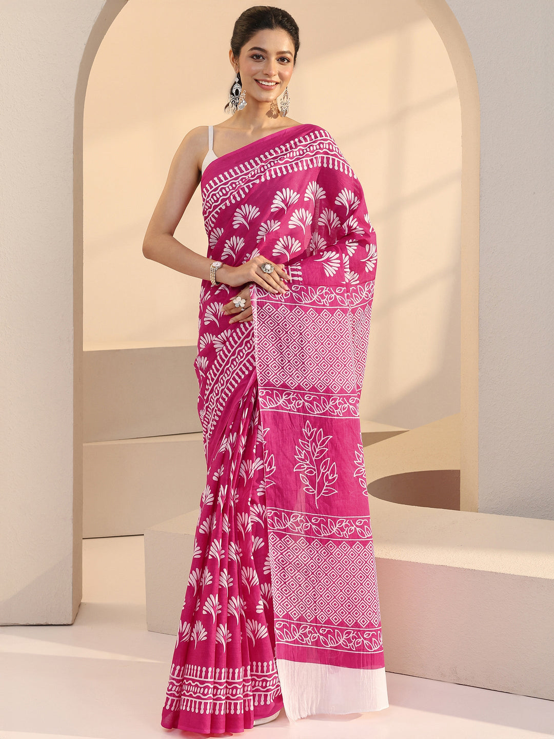  Fuchia Pink Floral Print Cotton Saree 