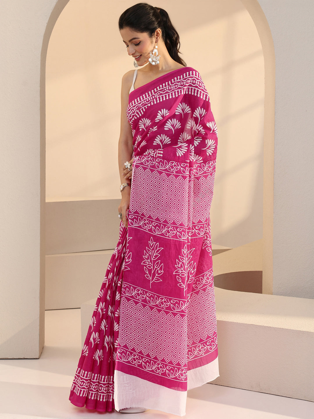  Fuchia Pink Floral Print Cotton Saree 