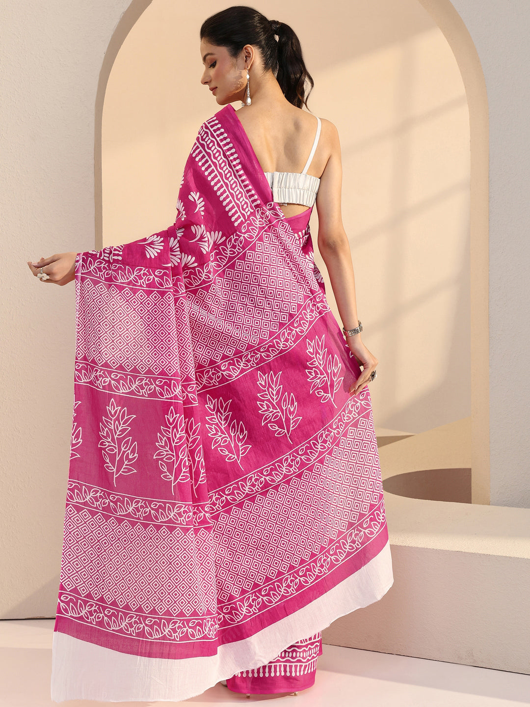  Fuchia Pink Floral Print Cotton Saree 