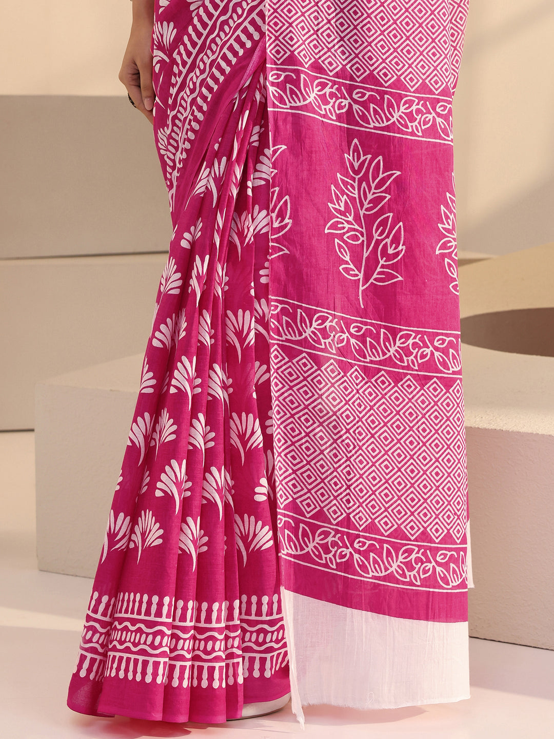  Fuchia Pink Floral Print Cotton Saree 