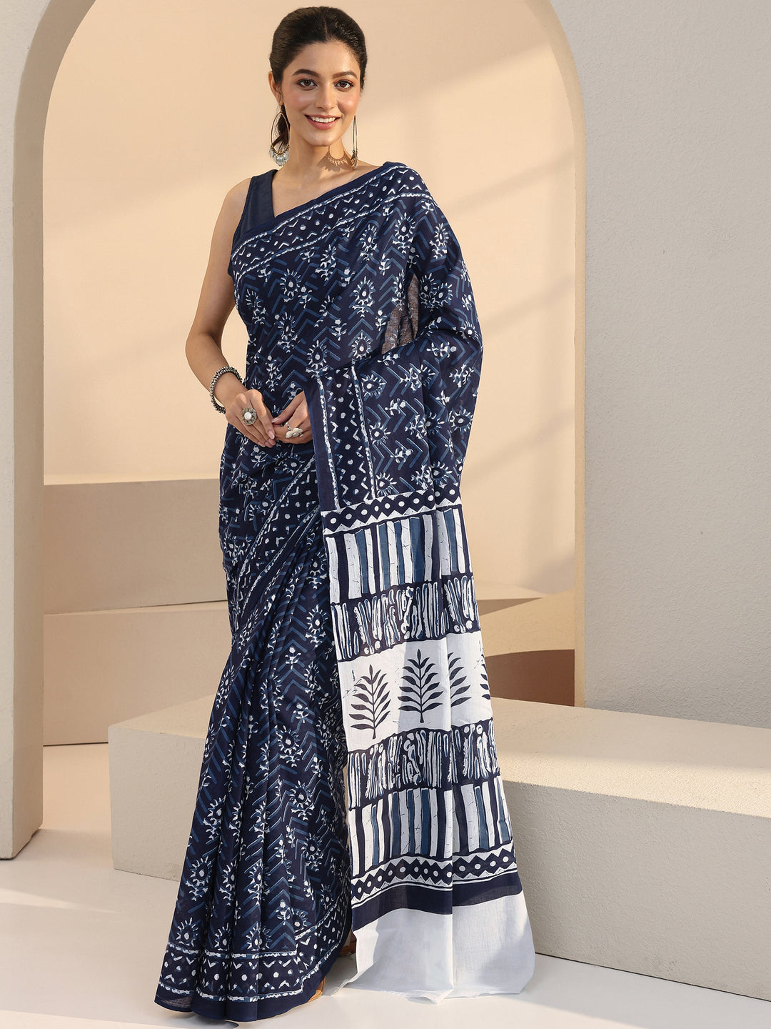  Indigo Dabu Floral Print Cotton Saree 