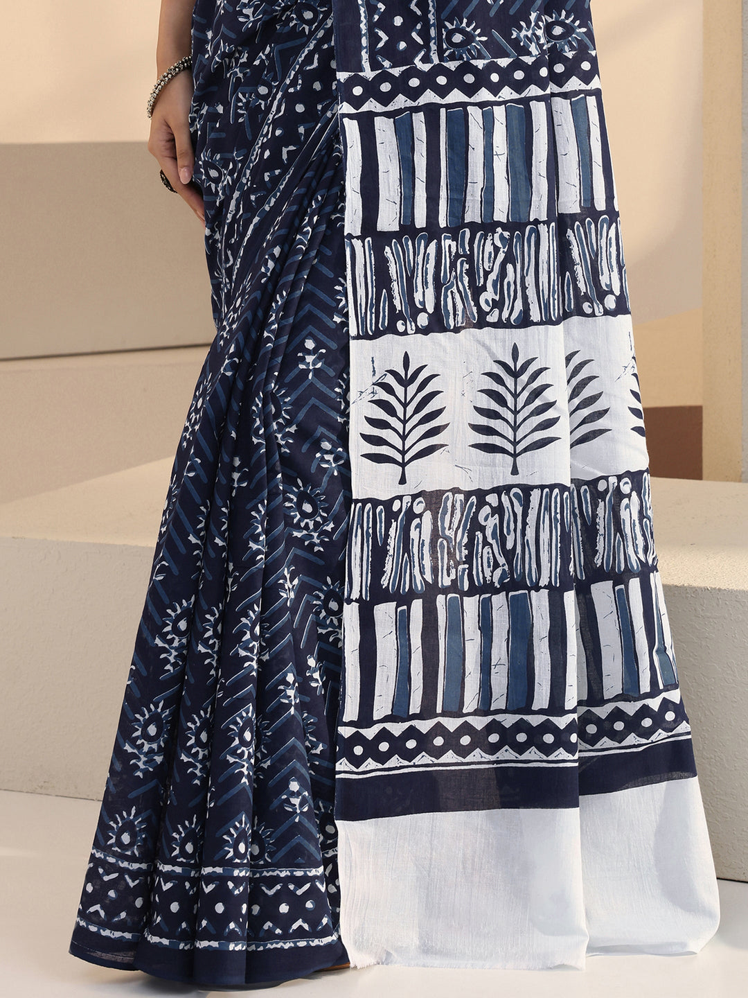  Indigo Dabu Floral Print Cotton Saree 