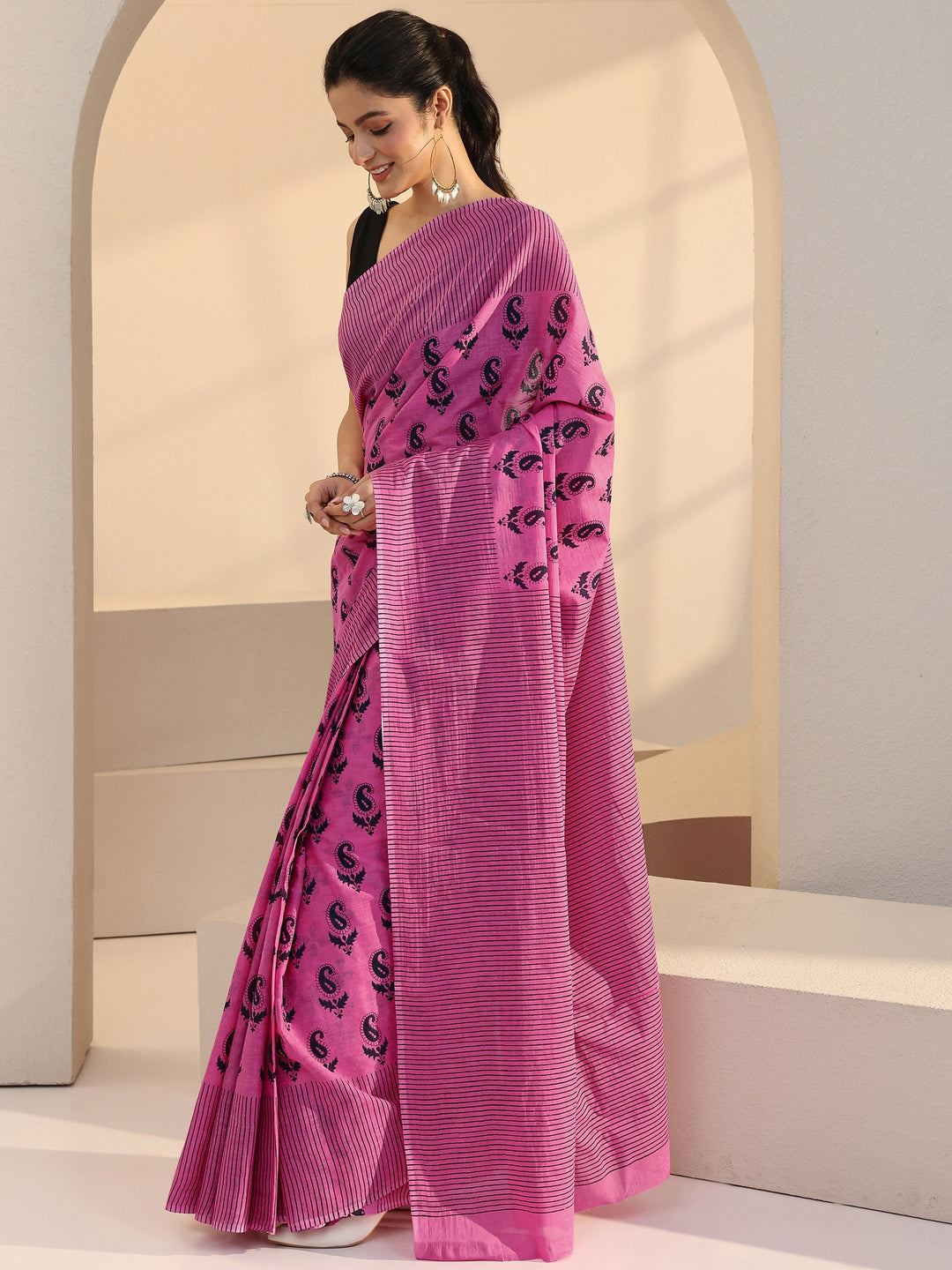  Rose Pink Paisley Print Cotton Saree 