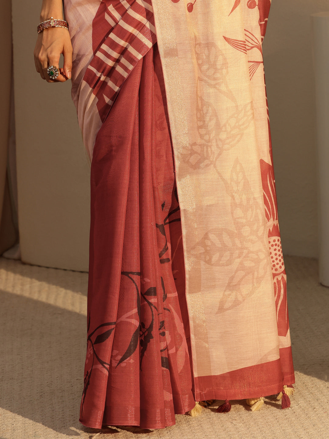 Brown Floral Printed Cotton Blend Saree 