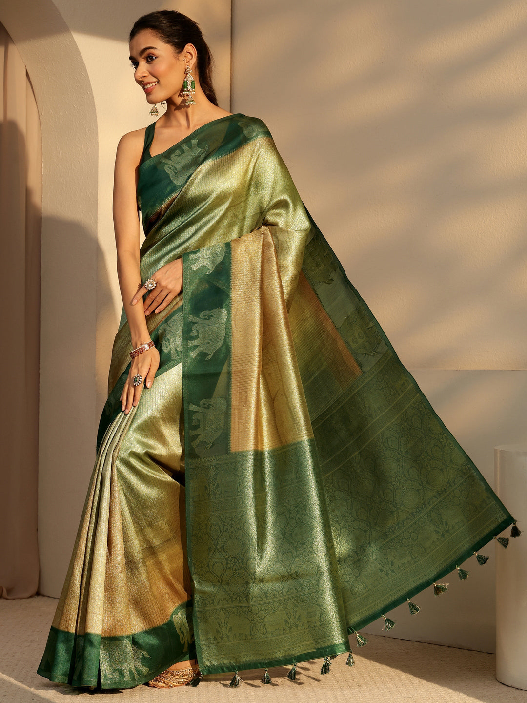  Green Gaja Motif Woven Design Cotton Blend Saree 