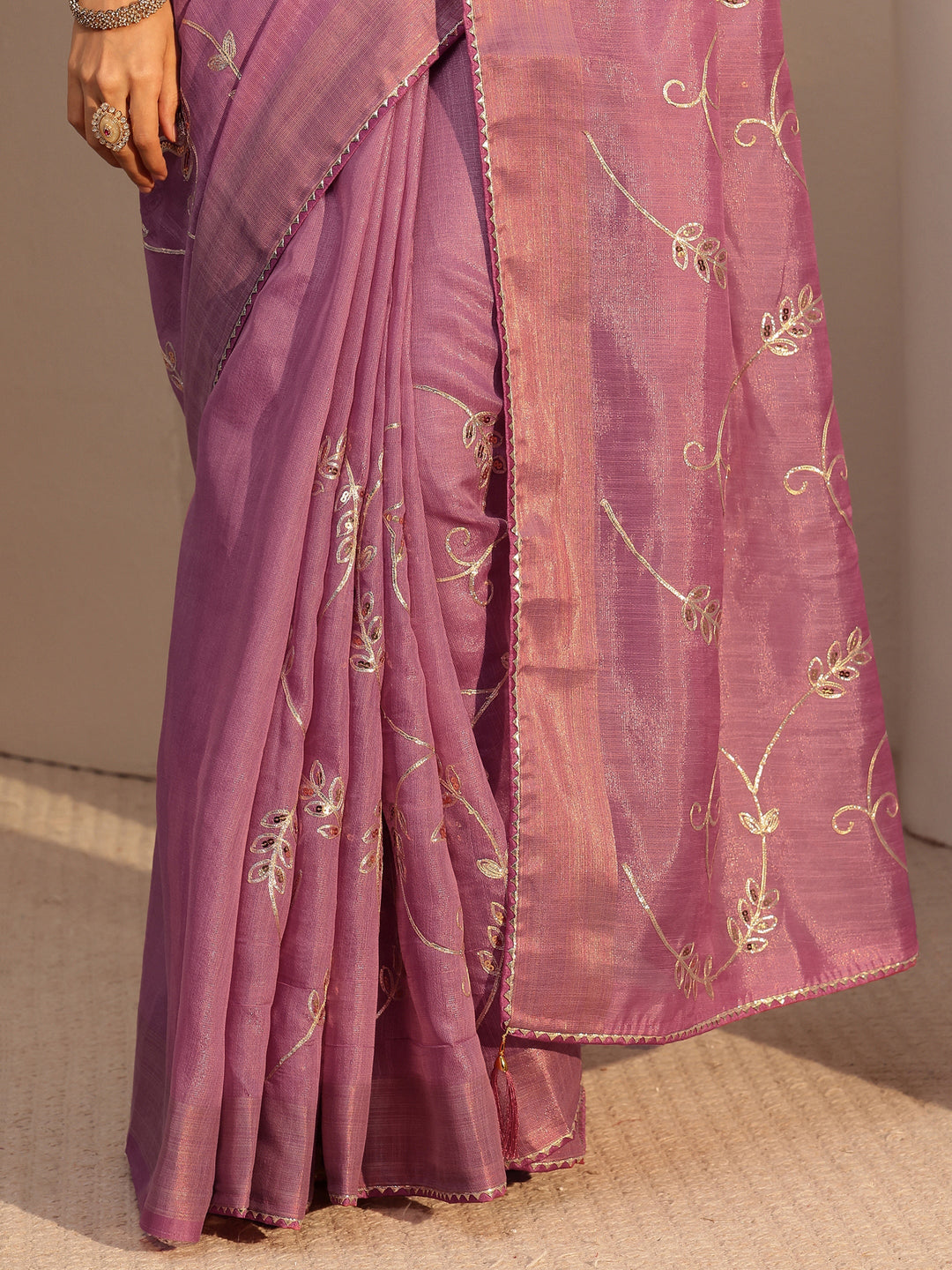  Dusty Rose Pink Floral Embellished Tissue Saree 