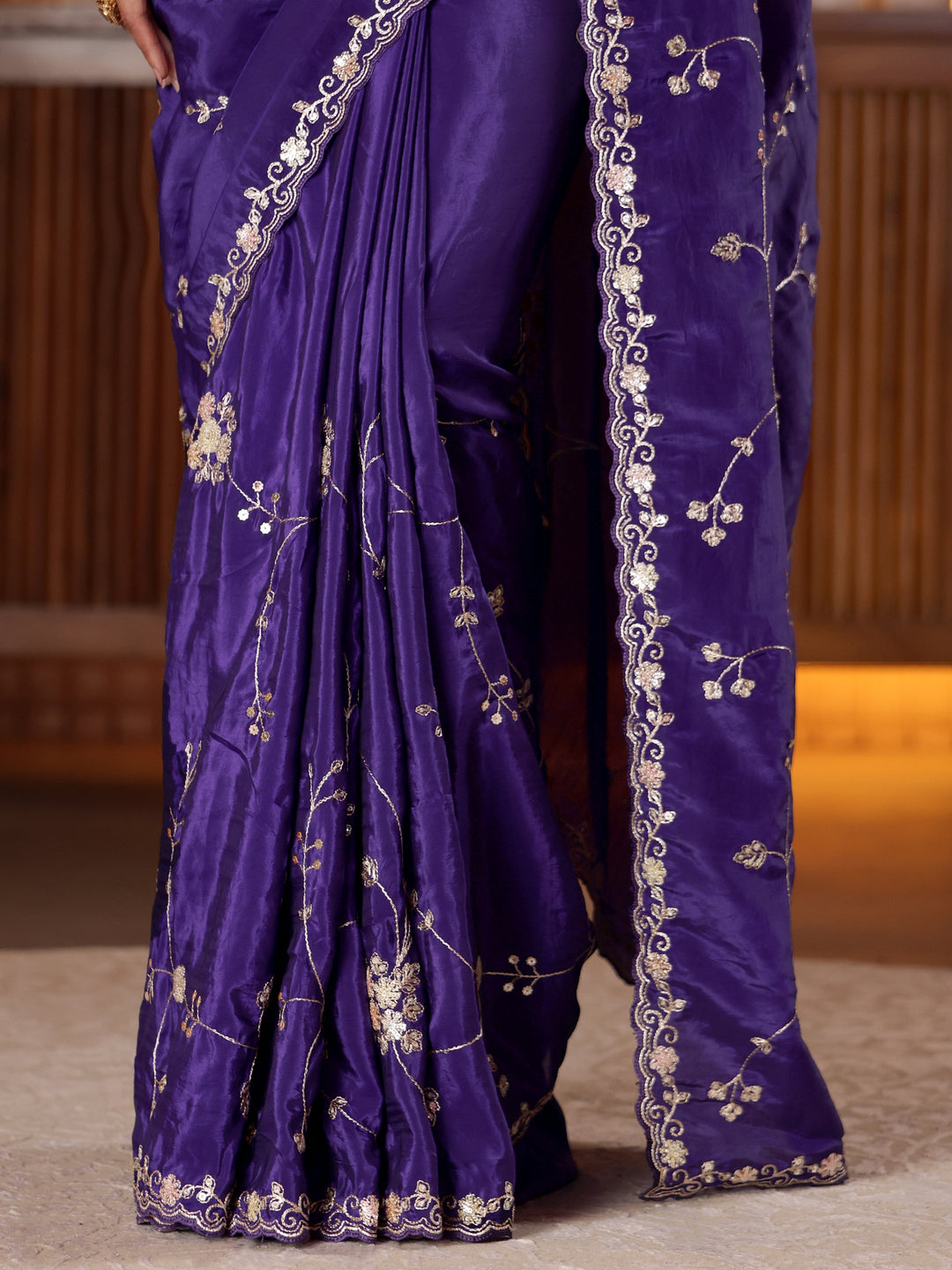  Purple Embellished Silk Blend Saree 