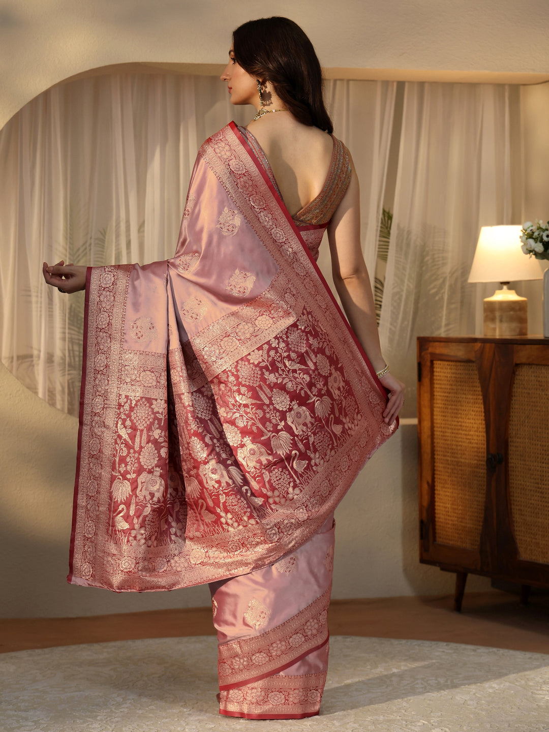  Mauve Banarasi Silk Blend Saree 