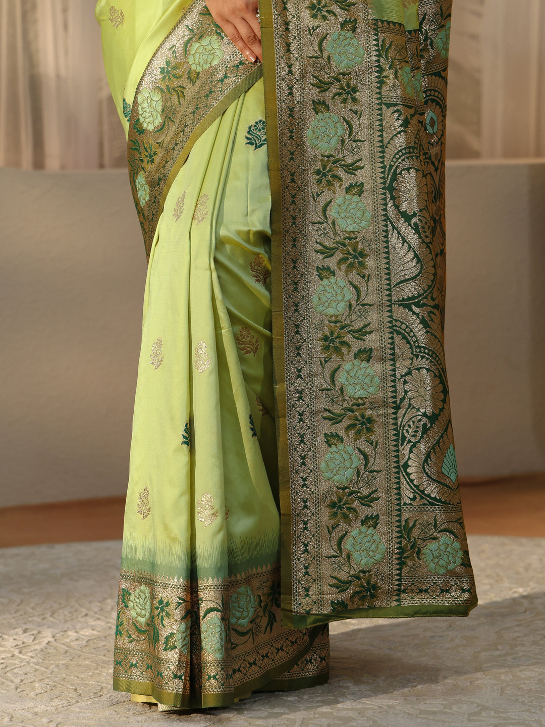  Pista Green Banarasi Silk Blend Saree 