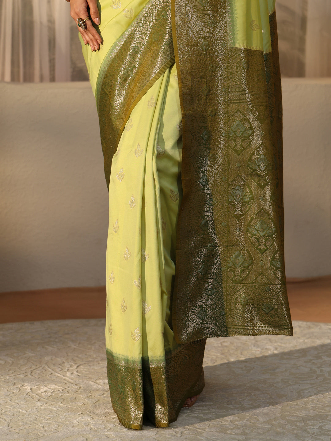  Pista Green Banarasi Silk Blend Saree 