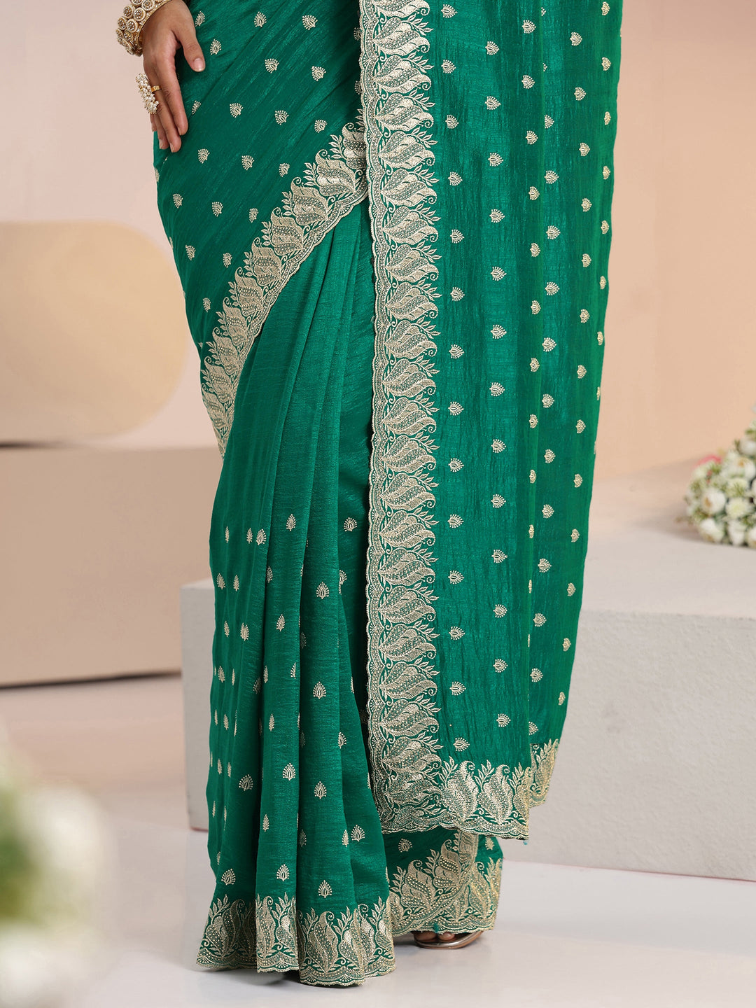  Libas Emerald Green Embroidered Silk Blend Saree 
