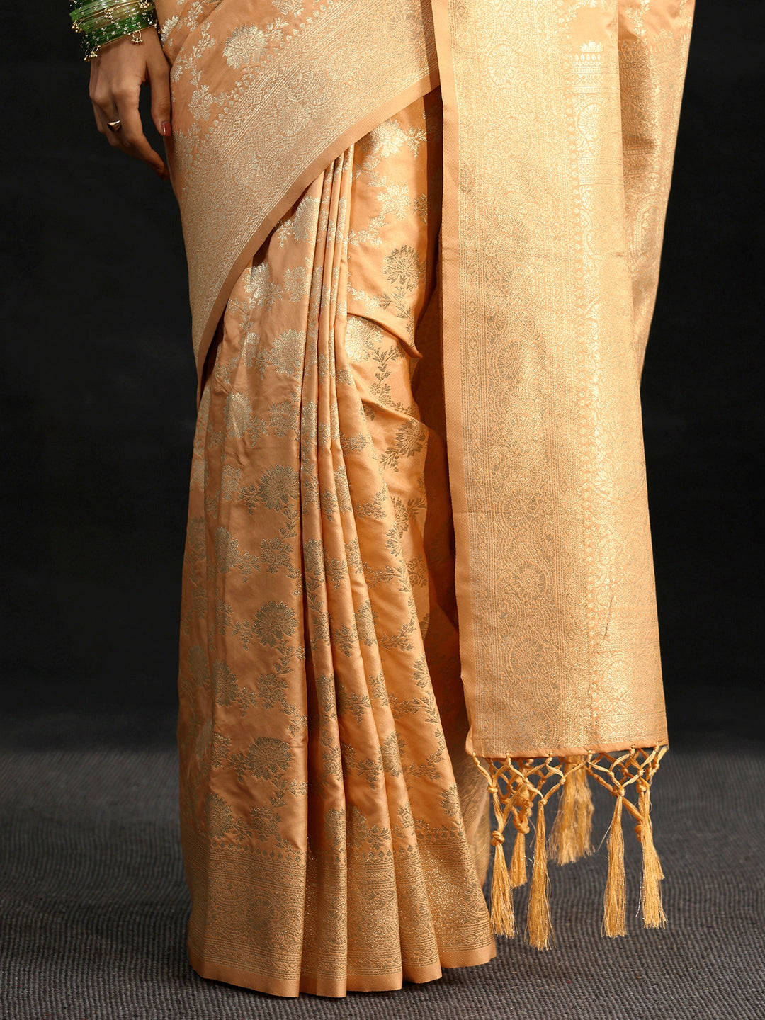  Libas Gold Banarasi Silk Blend Saree 