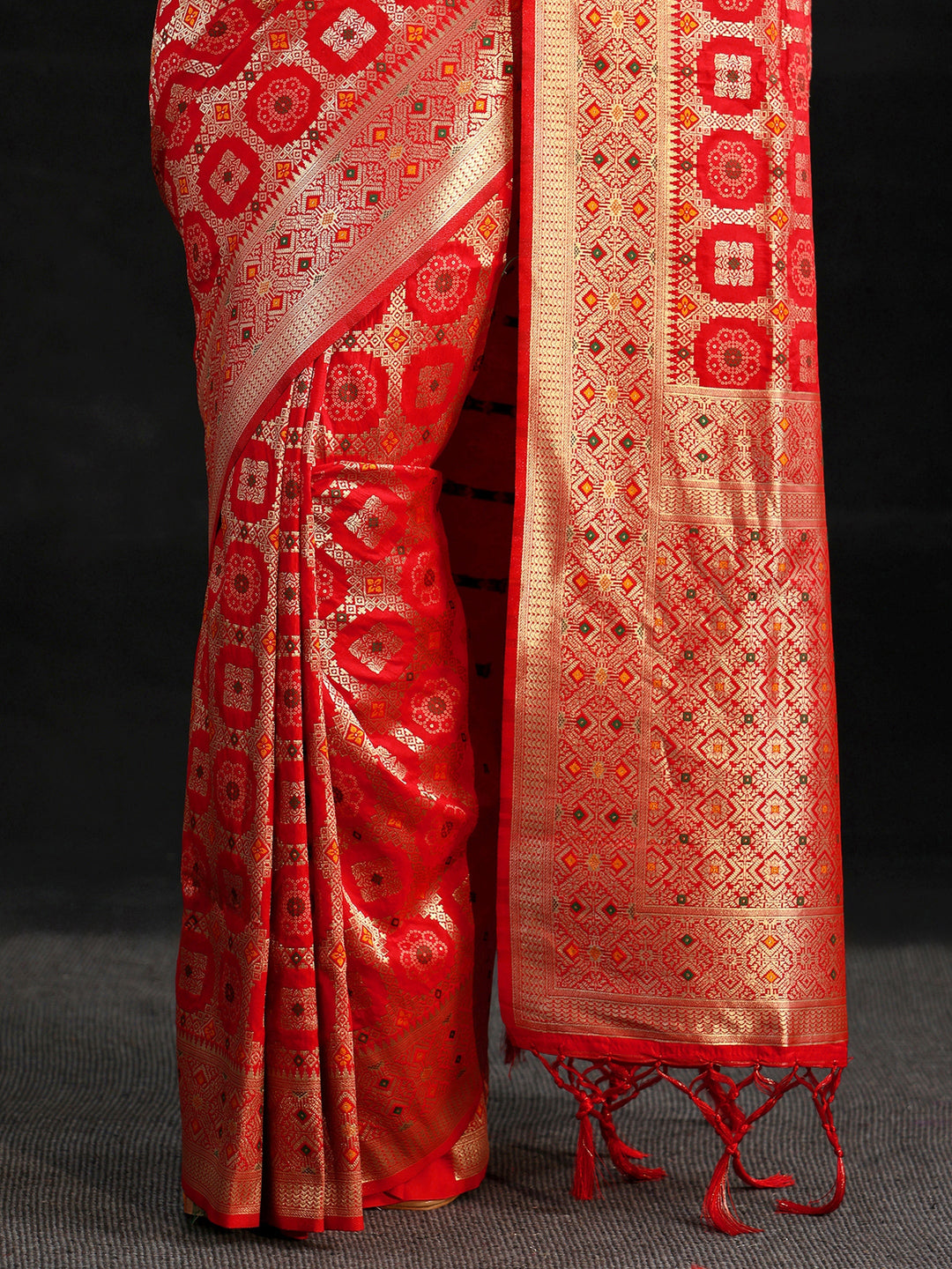  Libas Vermilion Red Banarasi Silk Blend Saree 