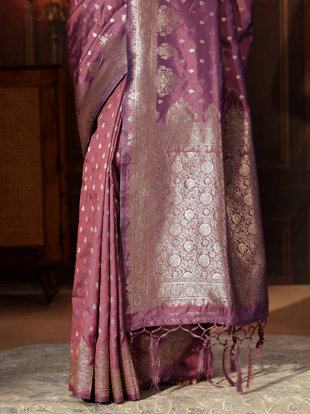  Libas Lavender Banarasi Silk Blend Saree 