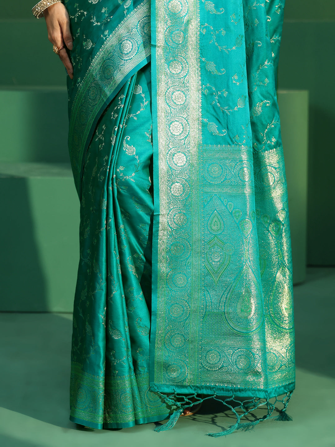  Libas Sea Green Banarasi Silk Blend Saree 