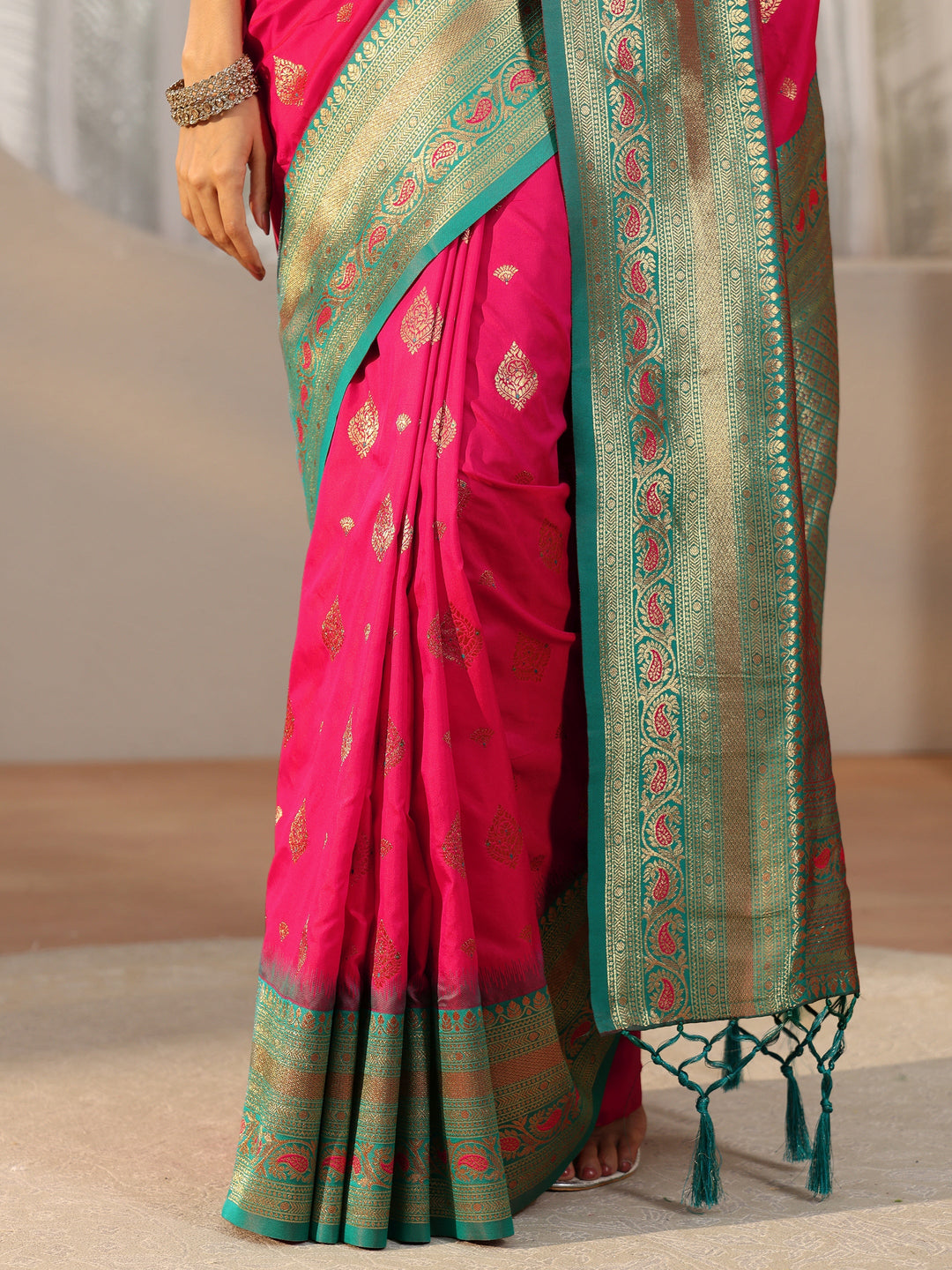  Libas Rani Pink Banarasi Silk Blend Saree 