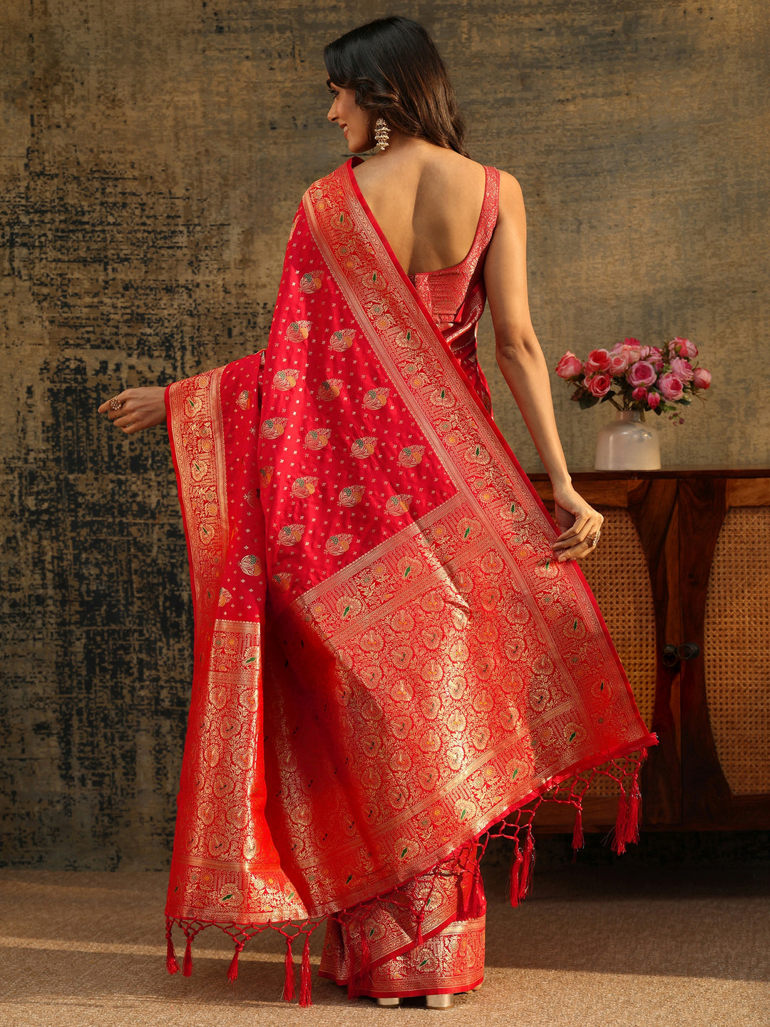  Libas Vermilion Red Banarasi Silk Blend Saree 