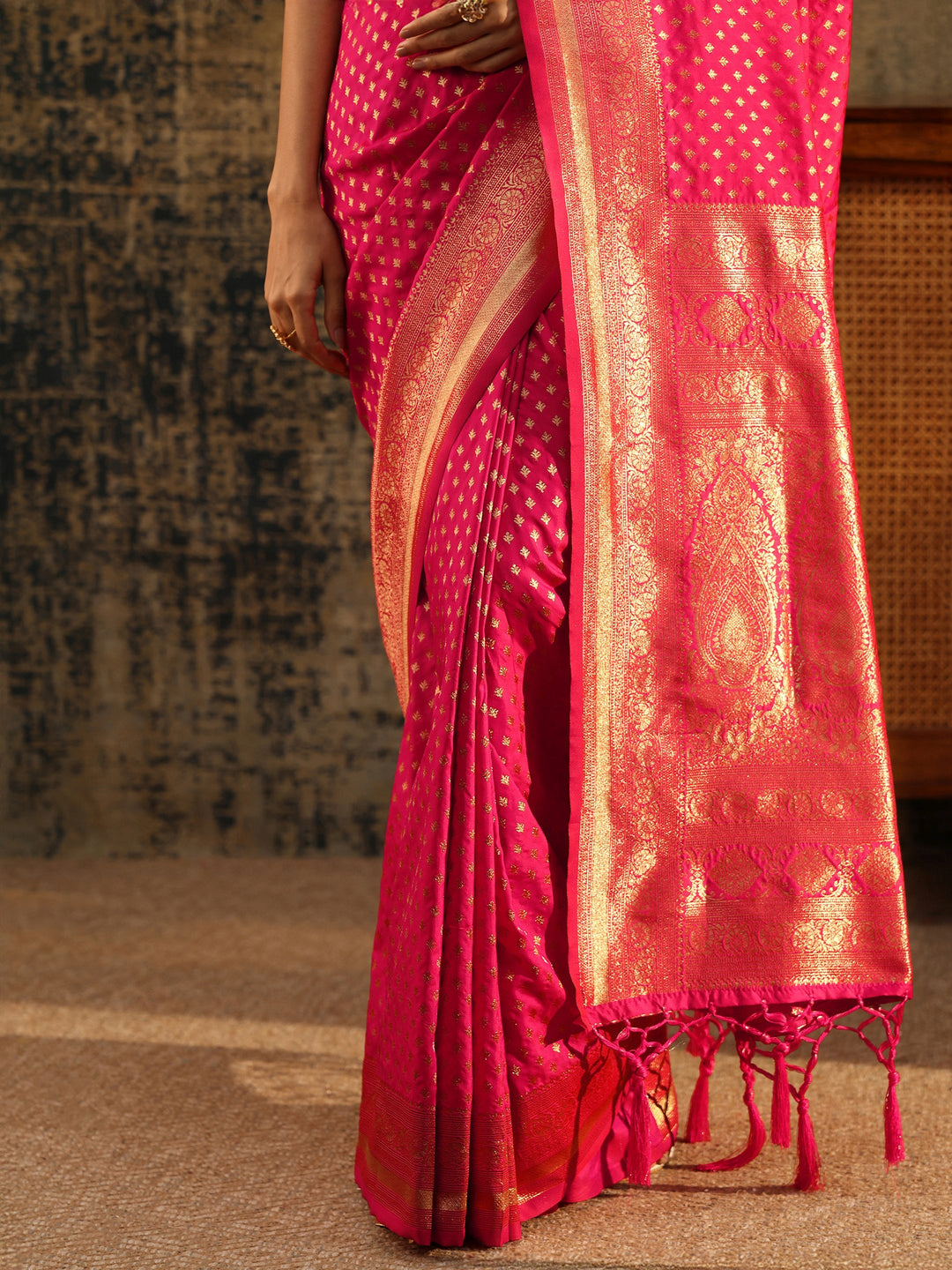  Libas Rani Pink Banarasi Silk Blend Saree 