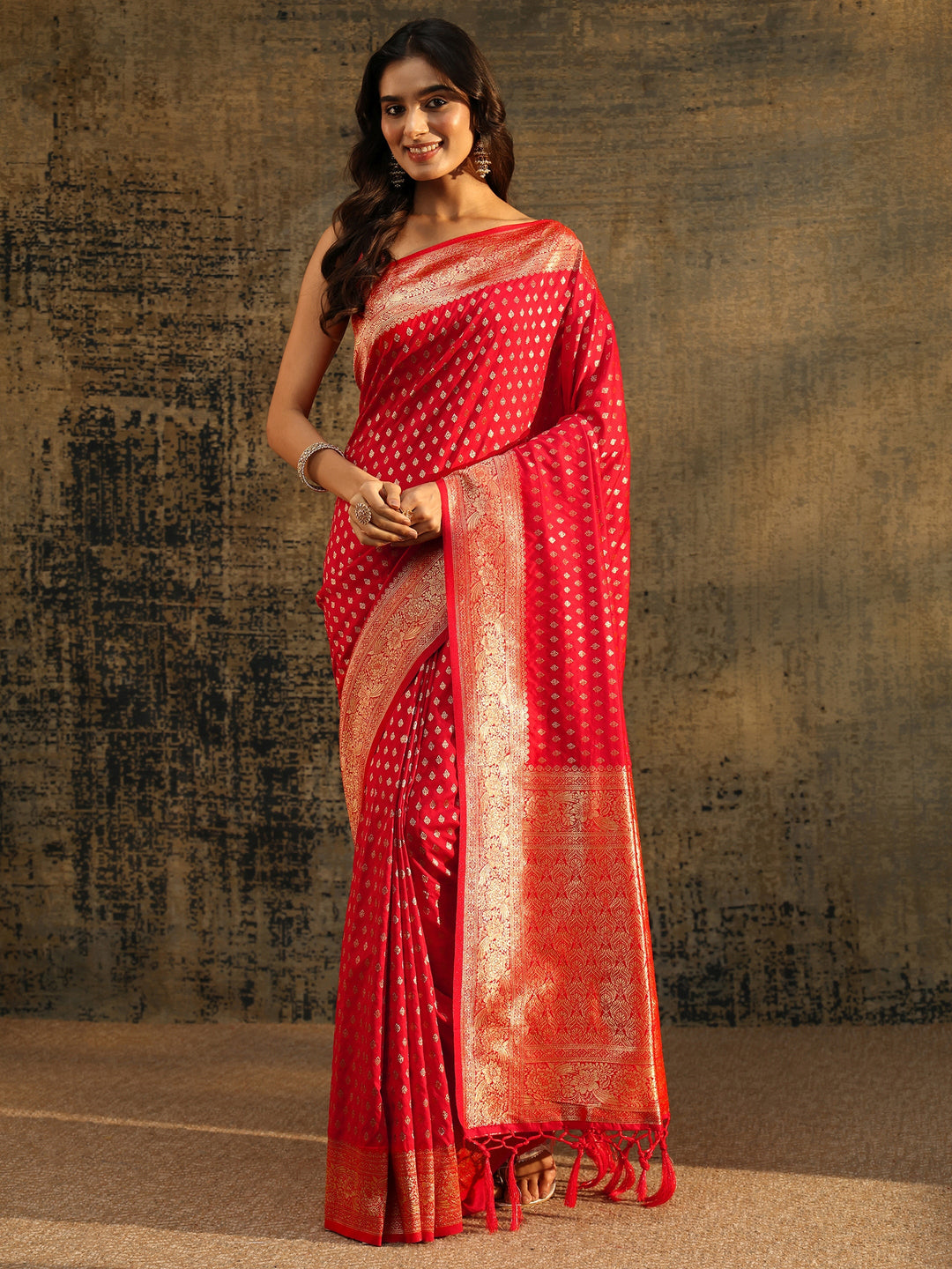  Libas Vermilion Red Banarasi Silk Blend Saree 