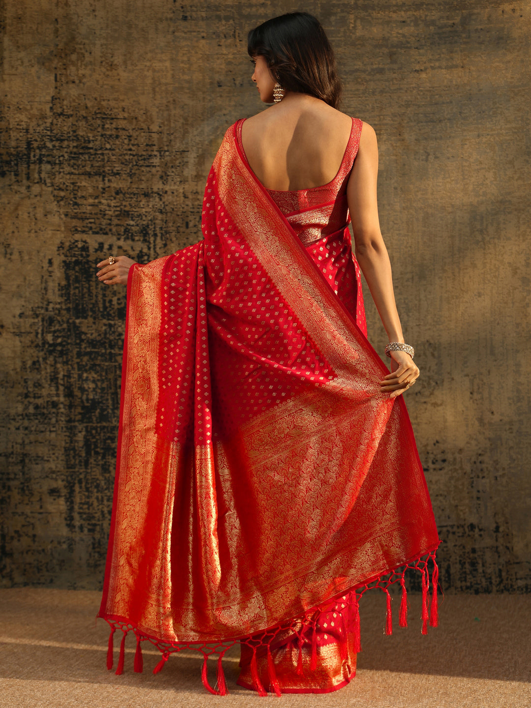  Libas Vermilion Red Banarasi Silk Blend Saree 