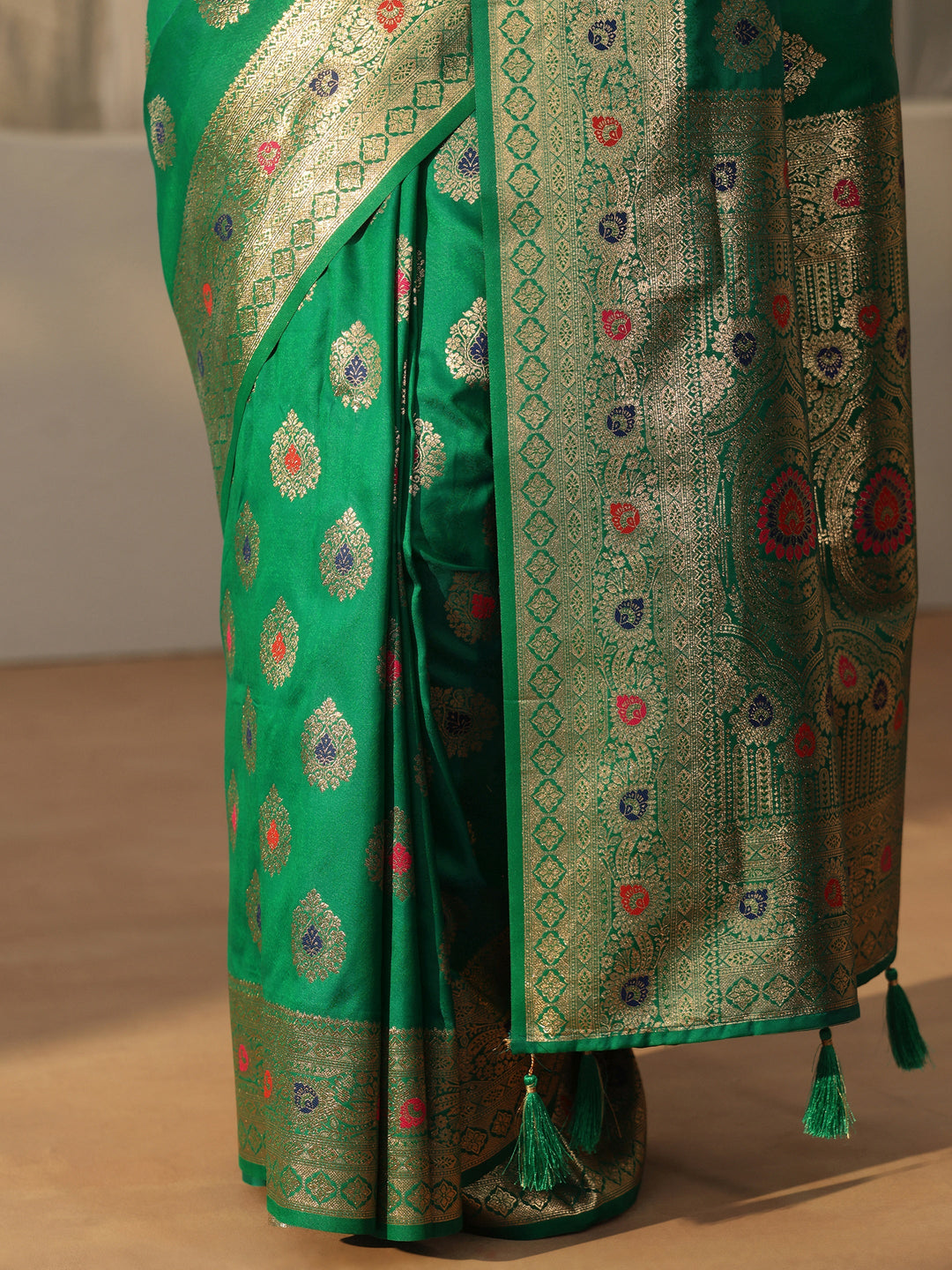  Libas Emerald Green Banarasi Silk Blend Saree 