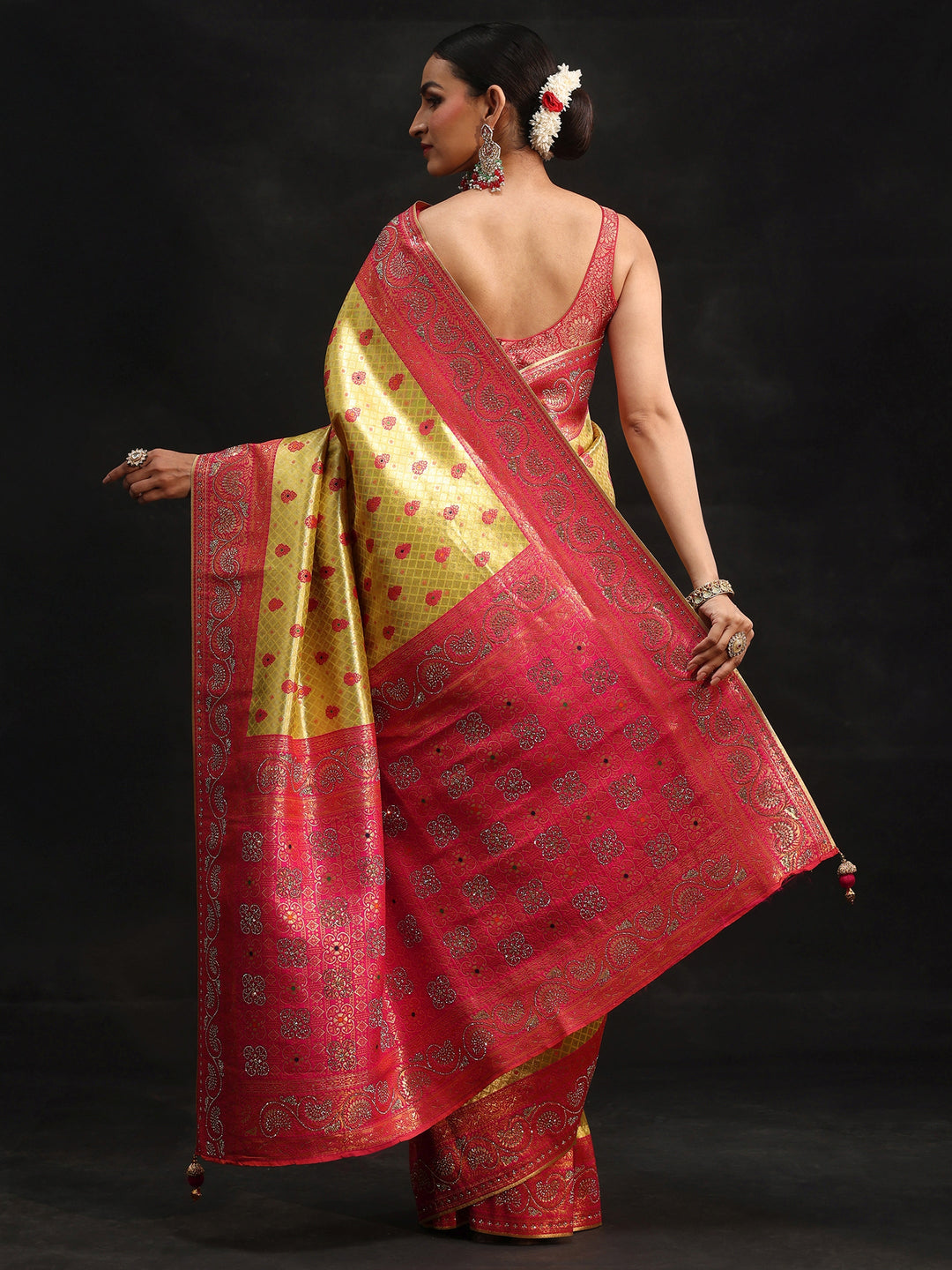  Libas Art Green Banarasi Silk Blend Saree 