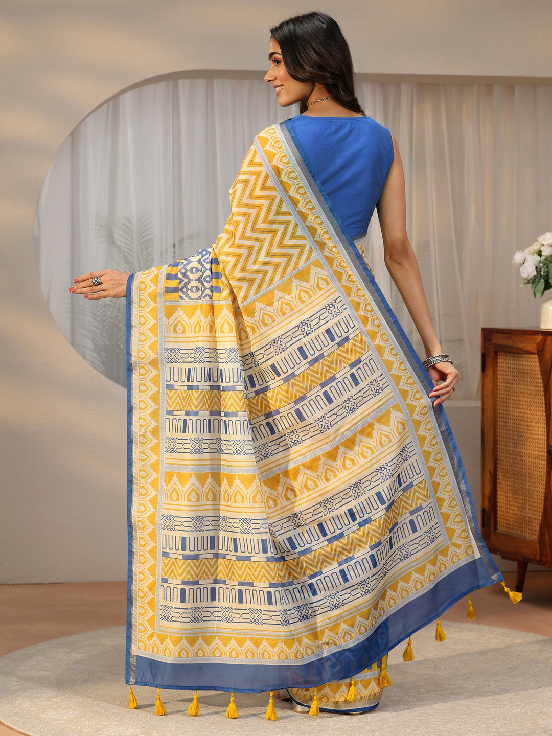  Libas Multi Colour Chevron Printed Cotton Blend Saree 