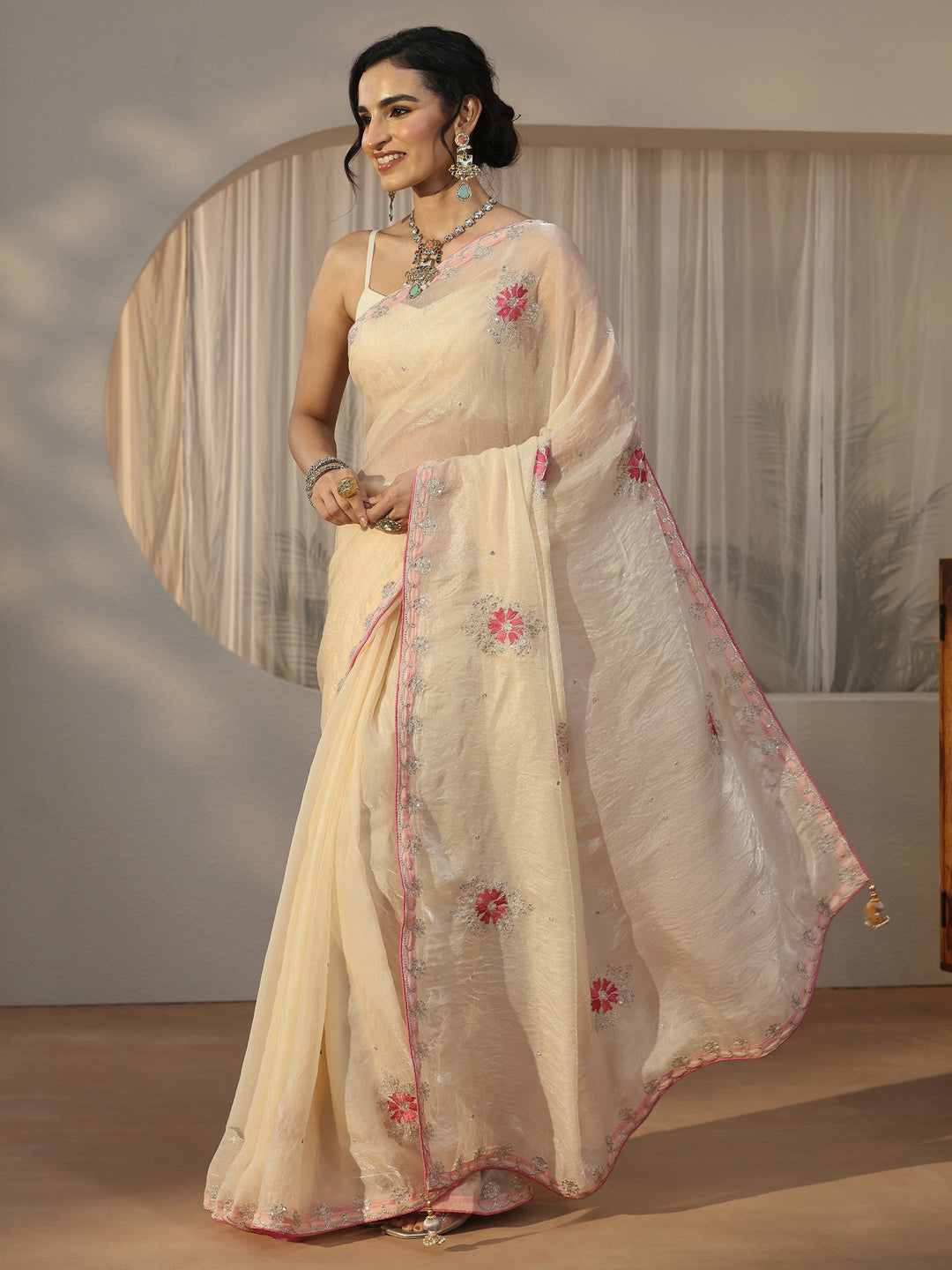  Libas Cream Floral Embroidered Tissue Saree 