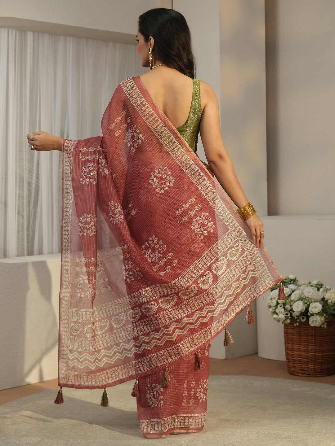 Libas Mauve Floral Printed Silk Blend Saree 
