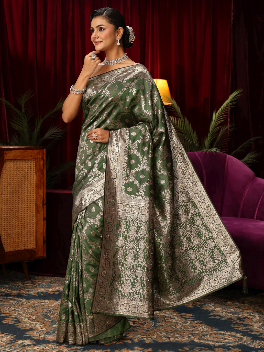  Libas Leaf Green Floral Design Silk Blend Banarasi Saree 