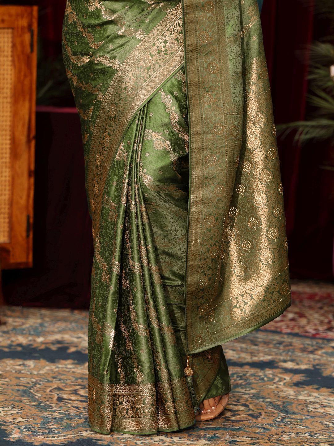  Libas Green Banarasi Silk Blend Saree with Embellished Pallu 