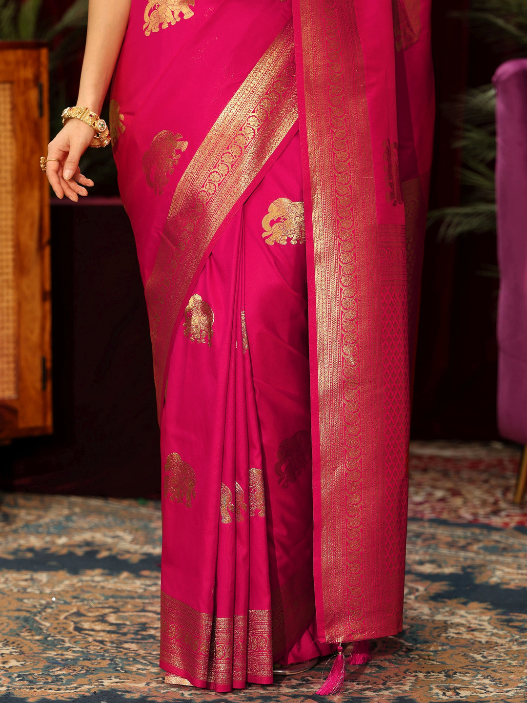  Libas Rani Pink Elephant Motif Kanjeevaram Silk Blend Saree 