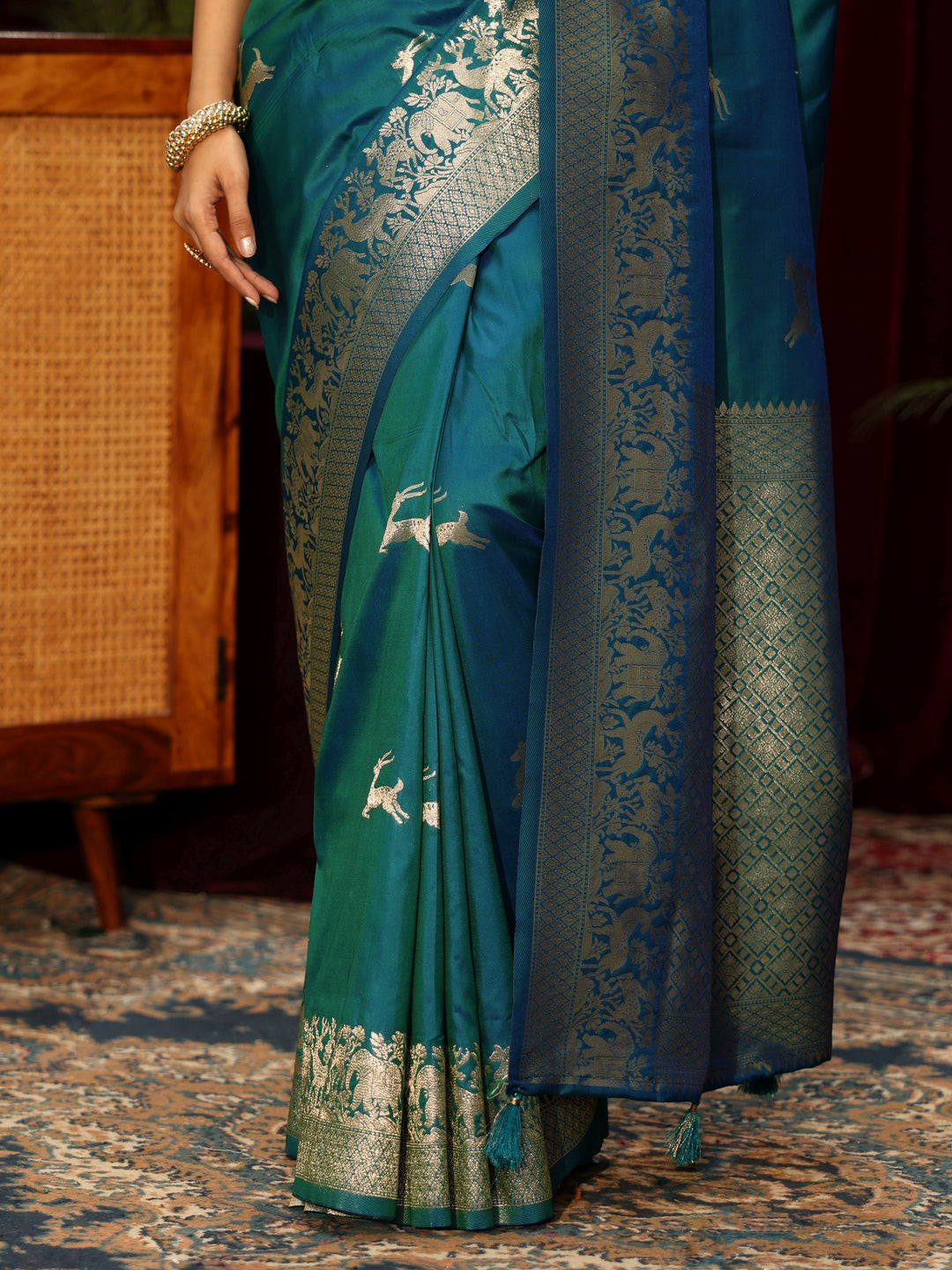  Libas Teal Green Deer Motif Kanjeevaram Silk Blend Saree 