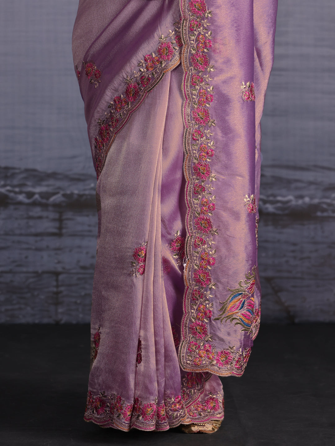  Libas Lavender Floral Embroidered Tissue Saree with Scalloped Border 