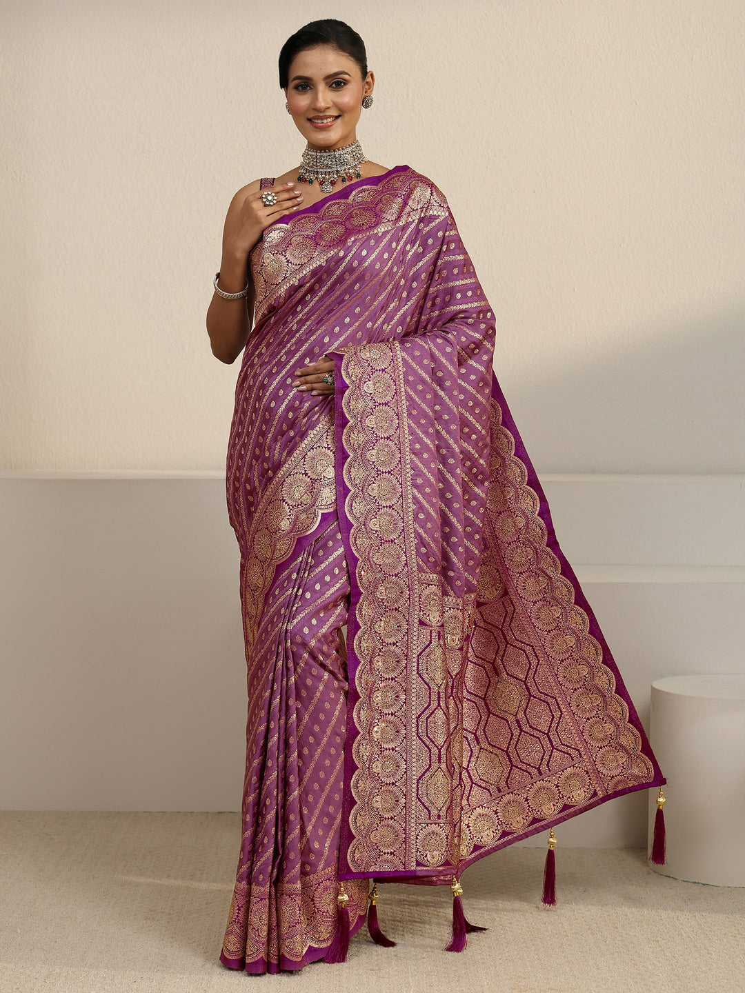  Libas Lavender Geometric Pallu Design Silk Blend Saree 