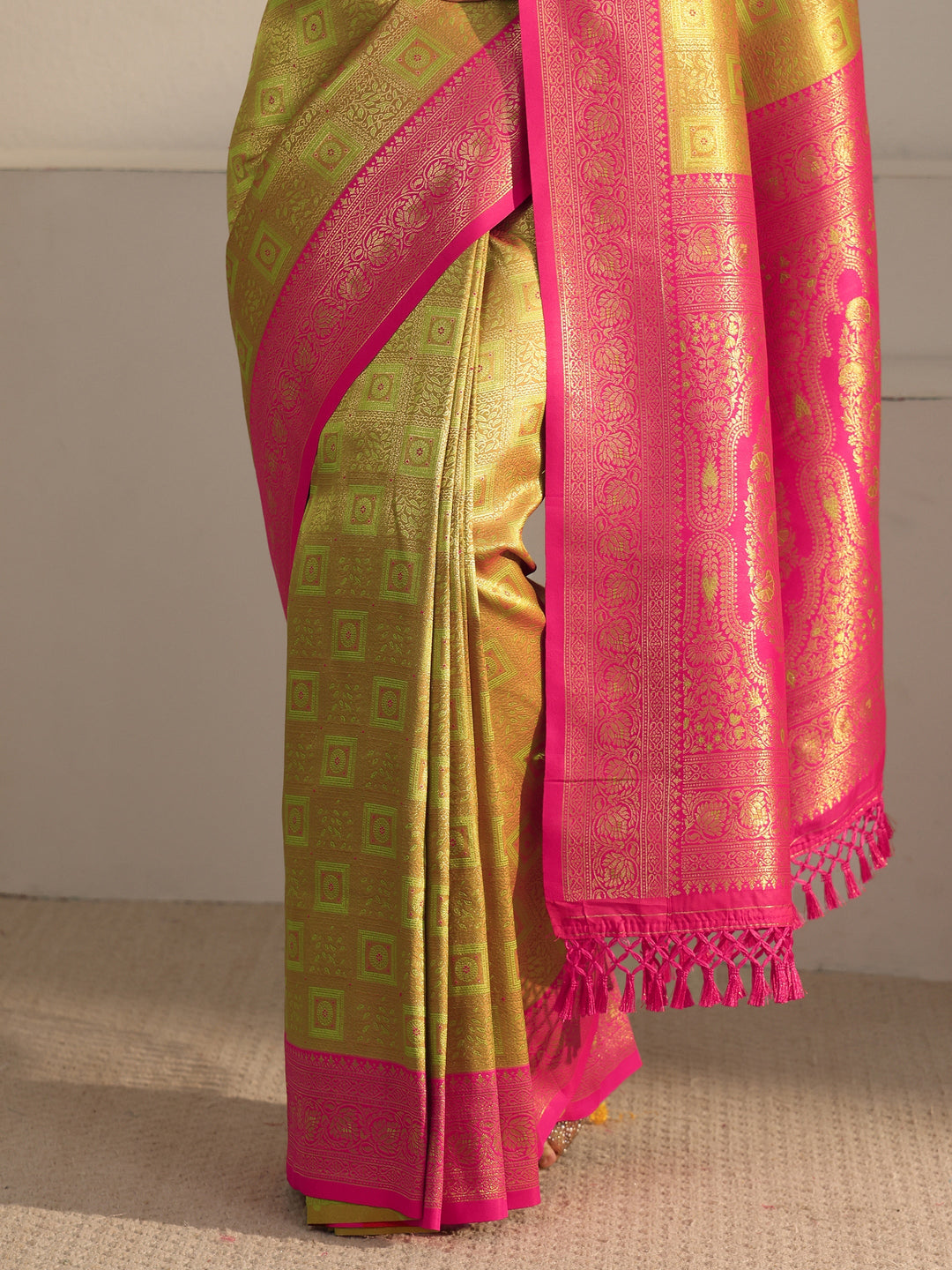  Libas Green and Pink Ethnic Woven Design Silk Blend Tassel Saree 