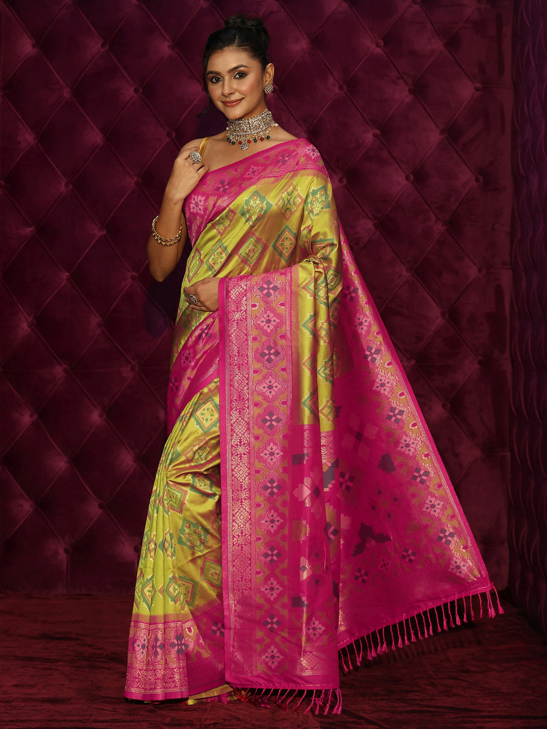  Libas Green and Pink Silk Blend Patola Saree 