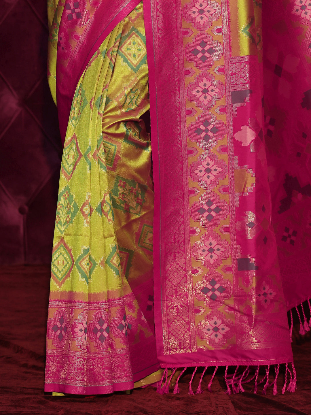  Libas Green and Pink Silk Blend Patola Saree 