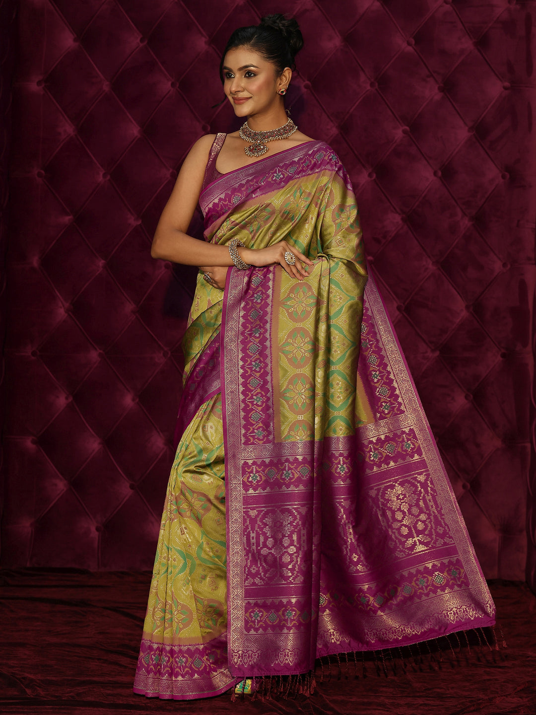  Libas Henna Green and Magenta Silk Blend Patola Saree 