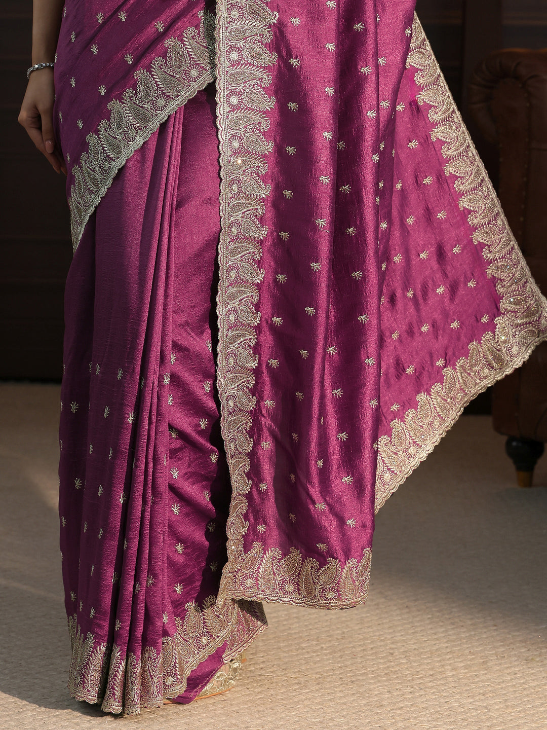  Libas Mauve Embroidered Silk Blend Saree With Paisley Border 