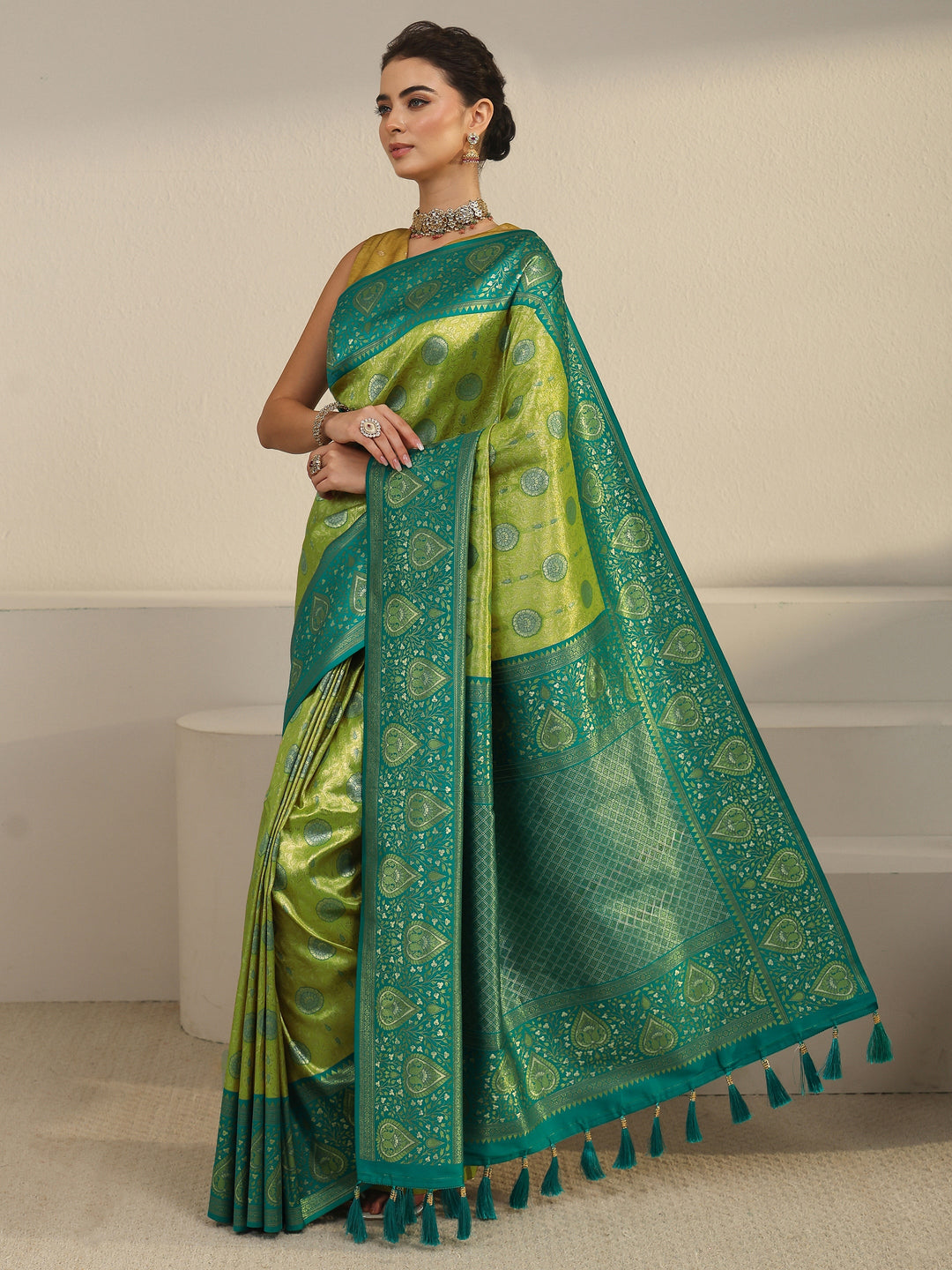  Libas Green Leaf Woven Design Brocade Saree 