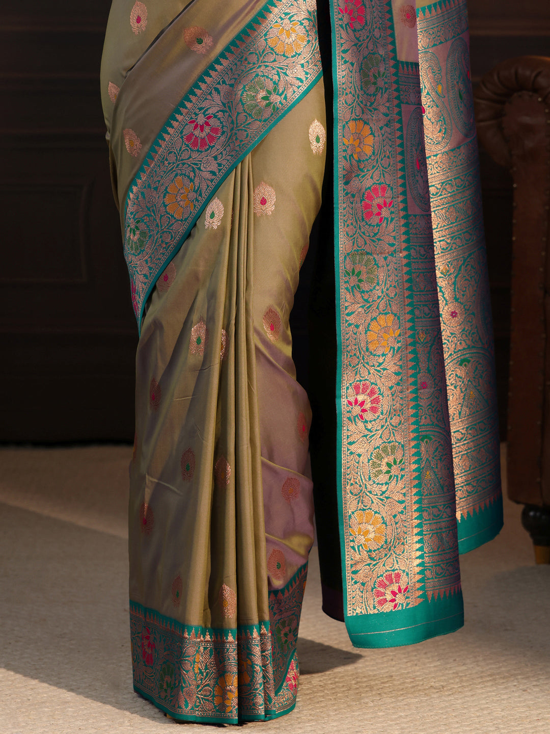  Libas Mauve Dual Tone Woven Design Silk Blend Saree 