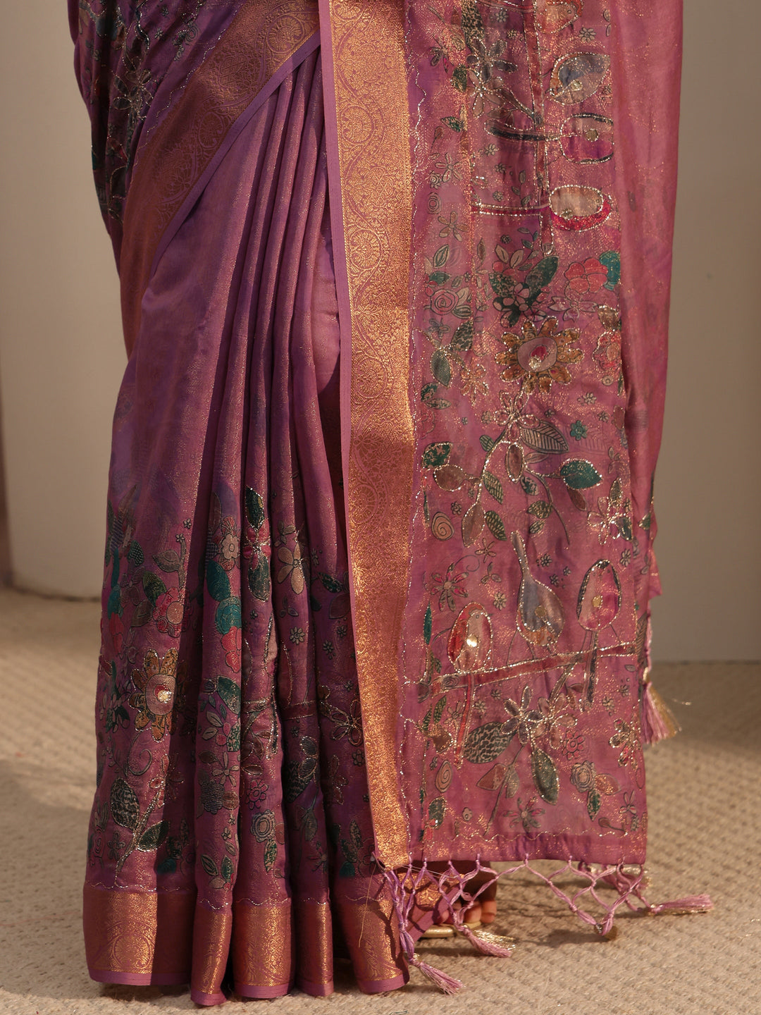  Libas Lavender Floral Printed Silk Blend Tassel Saree 