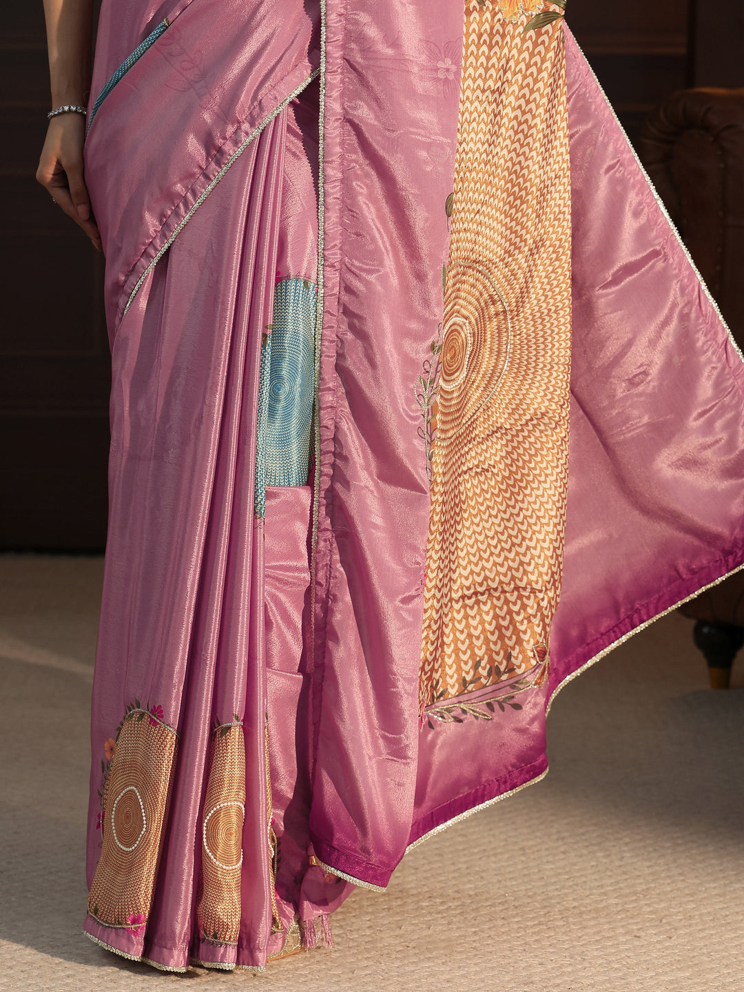  Libas Lilac Floral Printed Silk Blend Saree 