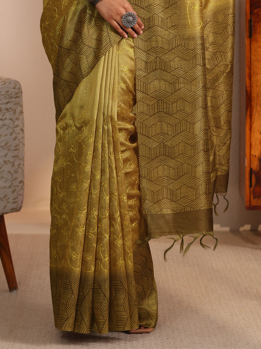  Libas Henna Green Floral Embroidered Silk Blend Saree 